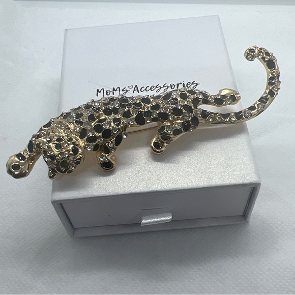 Accessories - Leopard Brooch